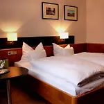 Lindner's Hotel