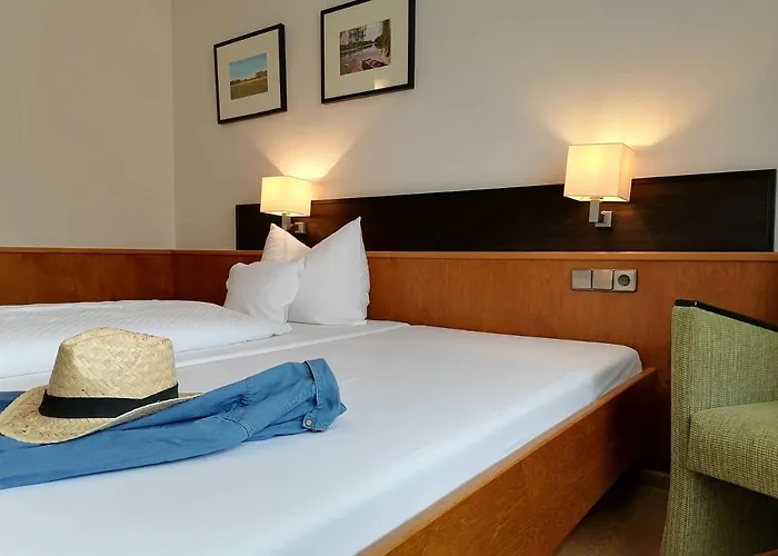 מלון Lindner's 3*