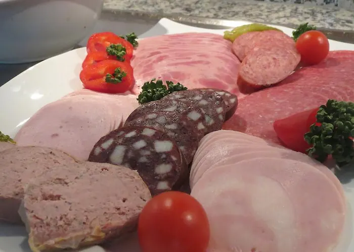 Lindner's מלון 3*